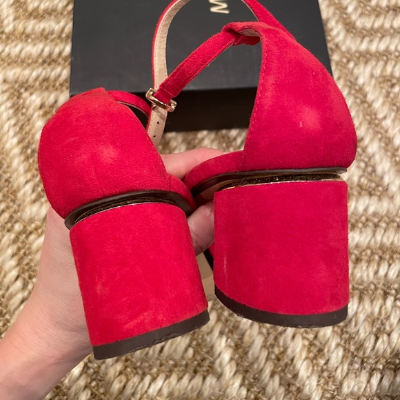 Massimo Dutti red suede heeled sandals - Picture 4 of 7